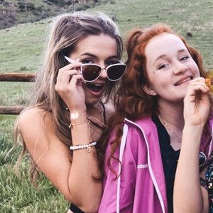 Meet your Posher, Charlotte